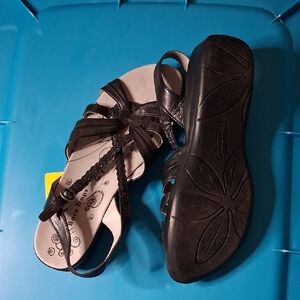 BareTraps Black Strappy Sandals